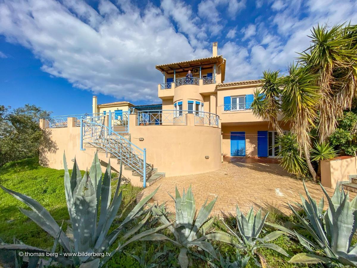 Tapia Hills Villa Methoni  Exterior photo